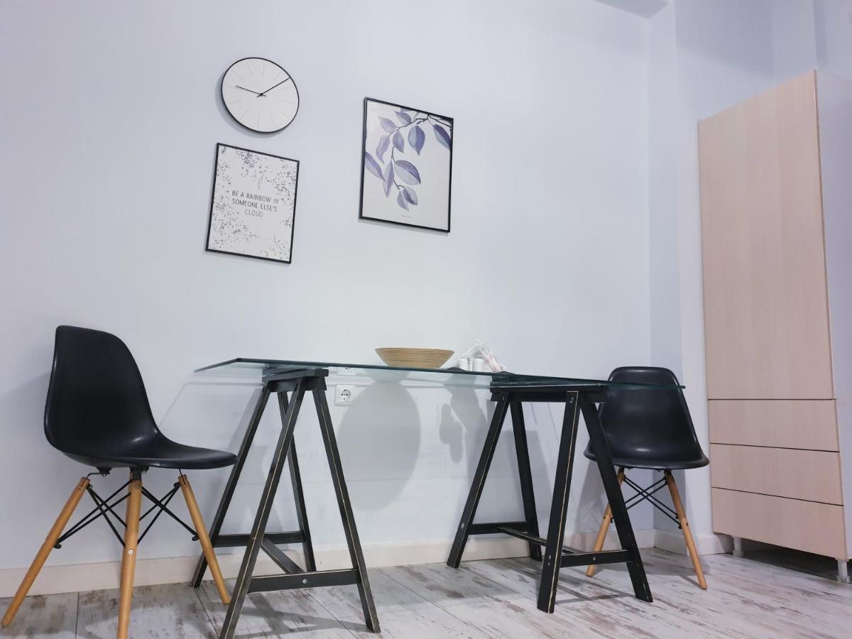 קלמאטה Anastasis Garden Room מראה חיצוני תמונה