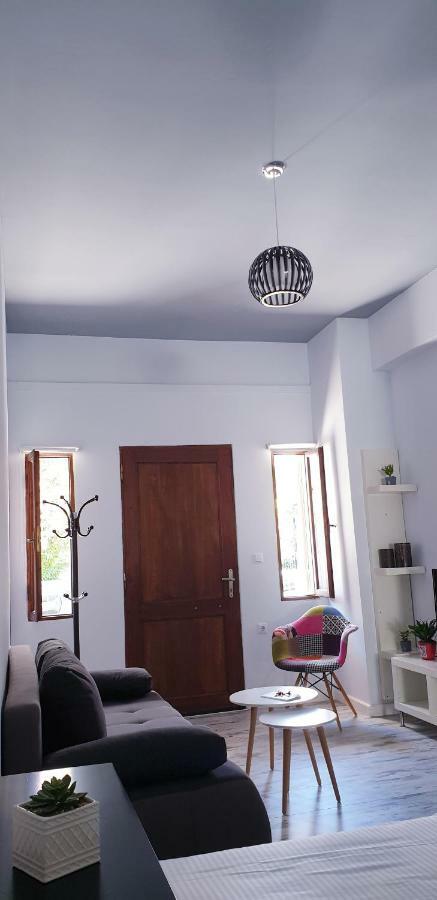 קלמאטה Anastasis Garden Room מראה חיצוני תמונה