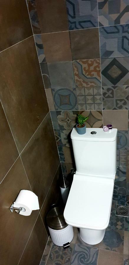 קלמאטה Anastasis Garden Room מראה חיצוני תמונה