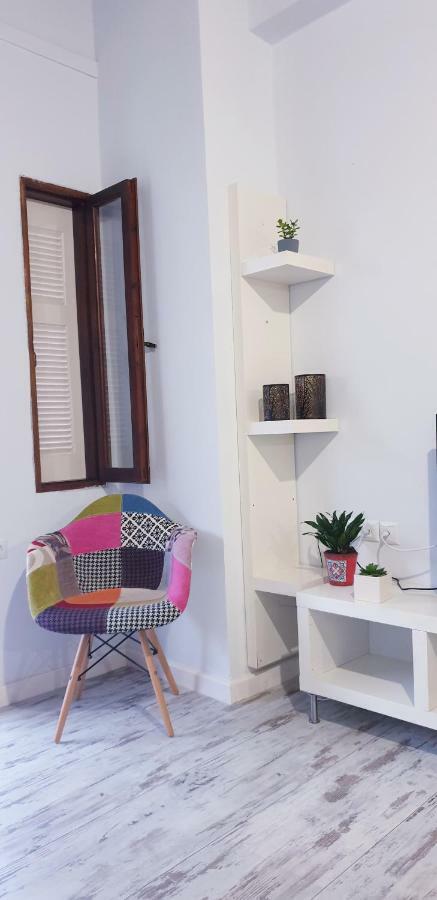 קלמאטה Anastasis Garden Room מראה חיצוני תמונה